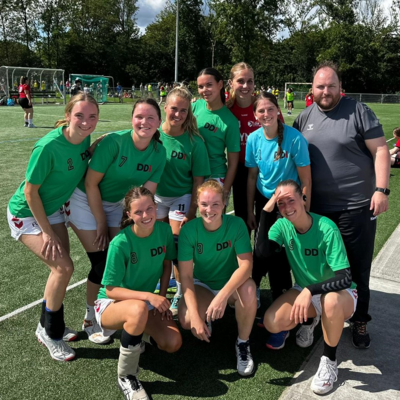 Eerste prijs handbaldames is binnen